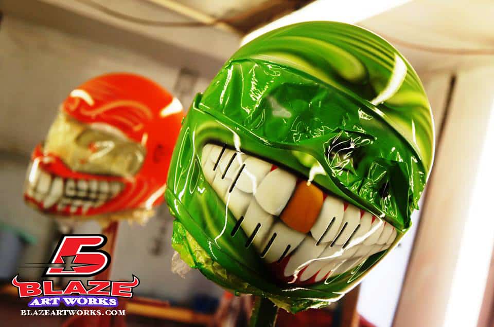 airbrush-custom-green-smiley